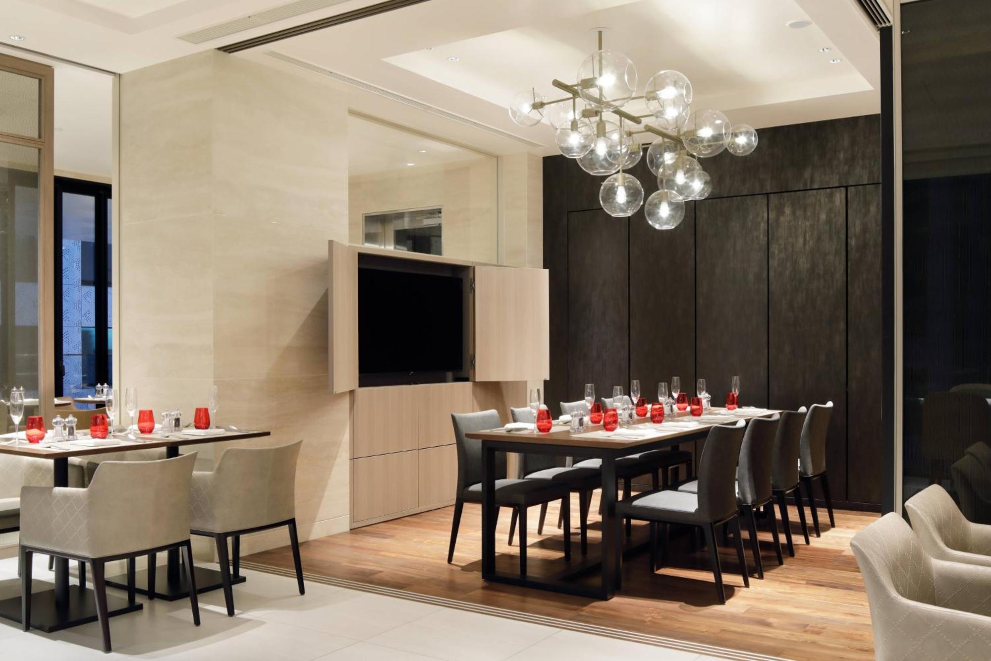 Courtyard By Marriott Osaka Honmachi Hotel Екстериор снимка