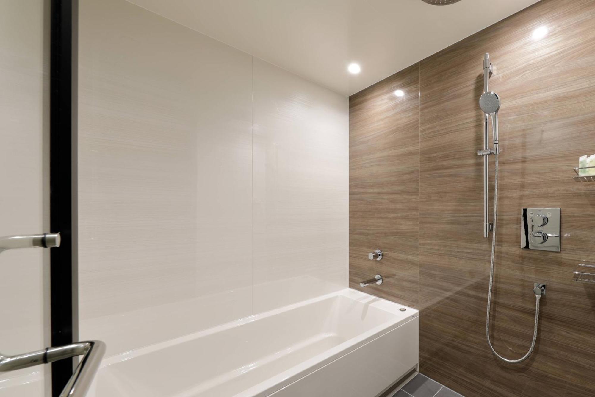Courtyard By Marriott Osaka Honmachi Hotel Екстериор снимка