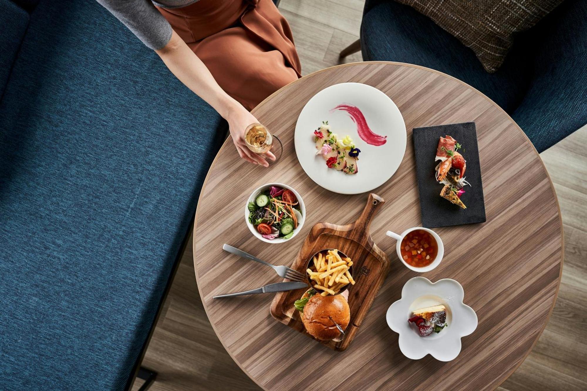 Courtyard By Marriott Osaka Honmachi Hotel Екстериор снимка