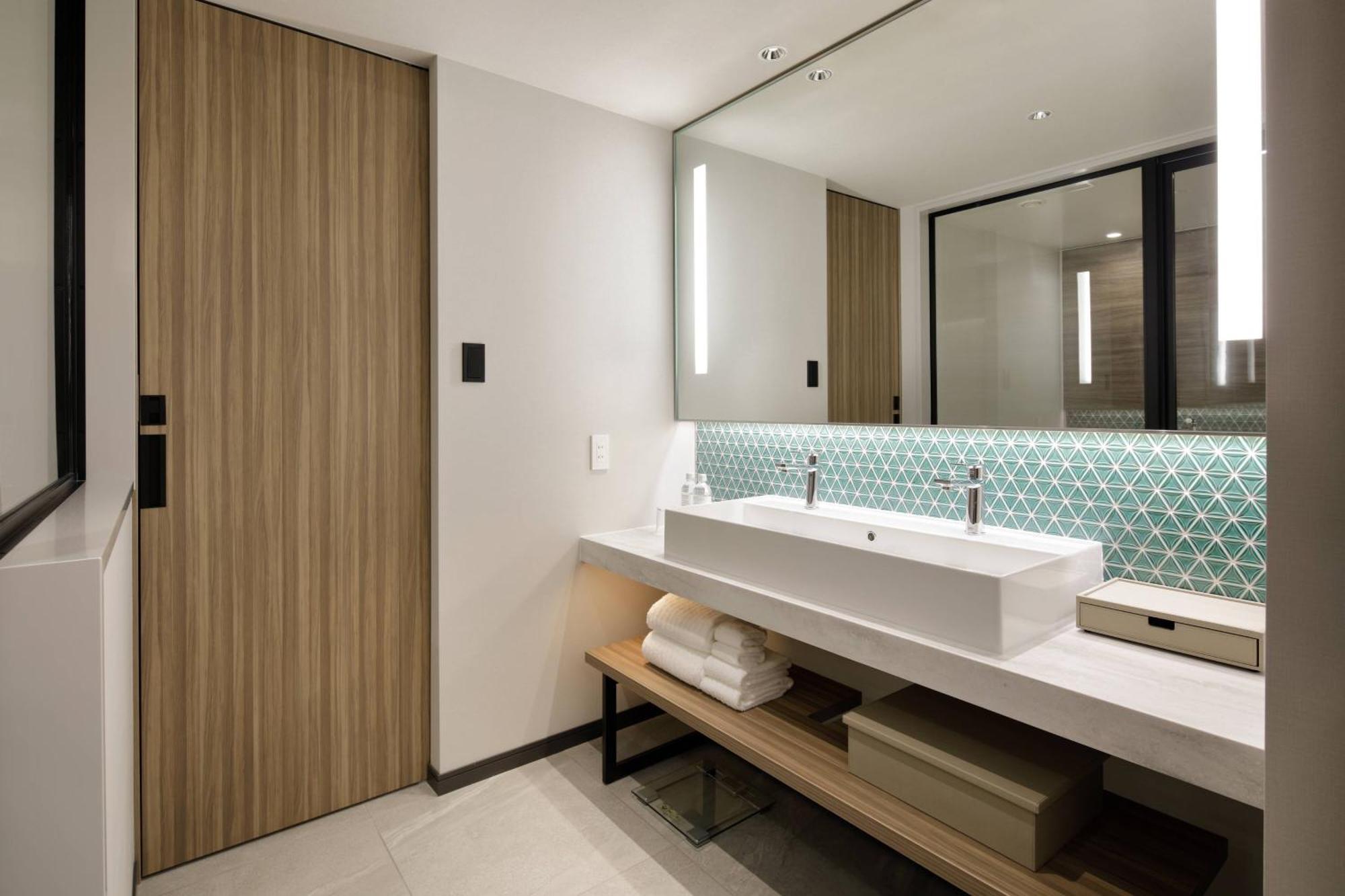 Courtyard By Marriott Osaka Honmachi Hotel Екстериор снимка