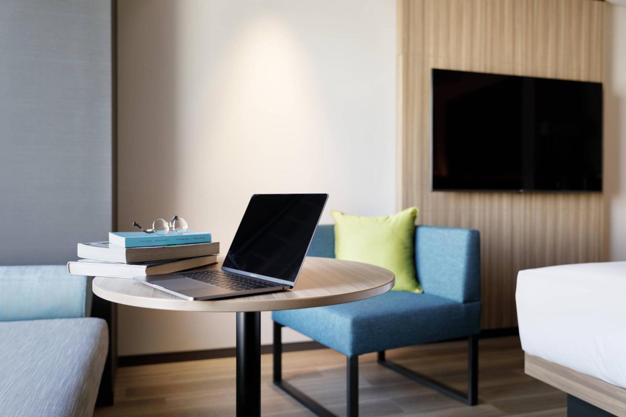 Courtyard By Marriott Osaka Honmachi Hotel Екстериор снимка